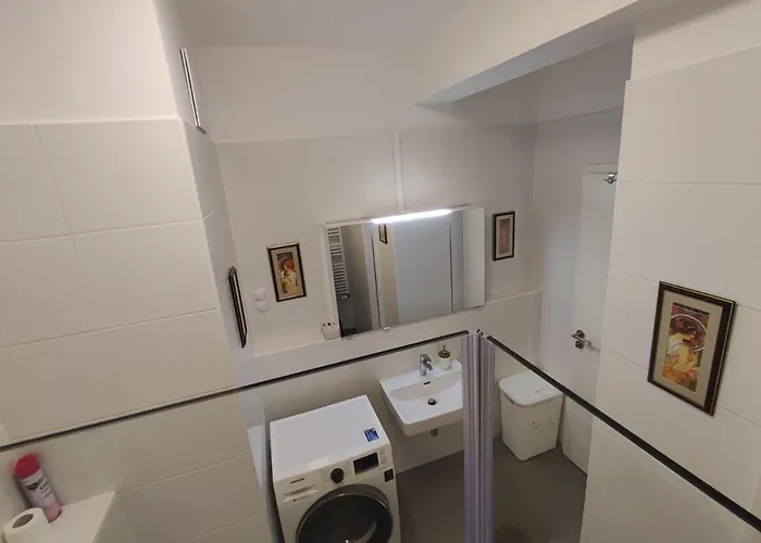 Riverside By The Danube Apartamento